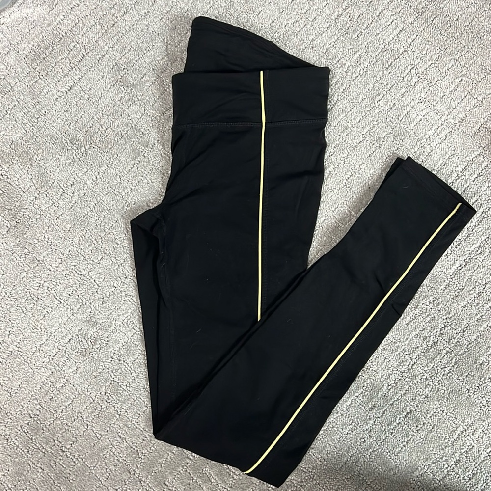 GapFit black leggings